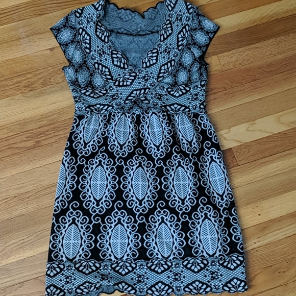 Knitted Wool Dress - Black&White - *Size Medium* - Picture 1 of 4